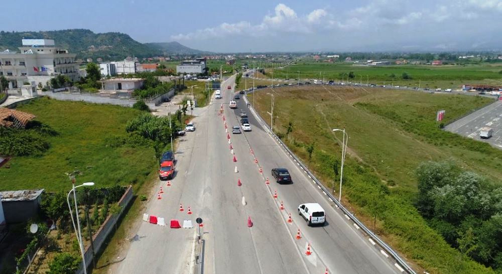 Nis nga neser puna per asfaltimin e aksit Tirane-Durres, si do kryhet levizja